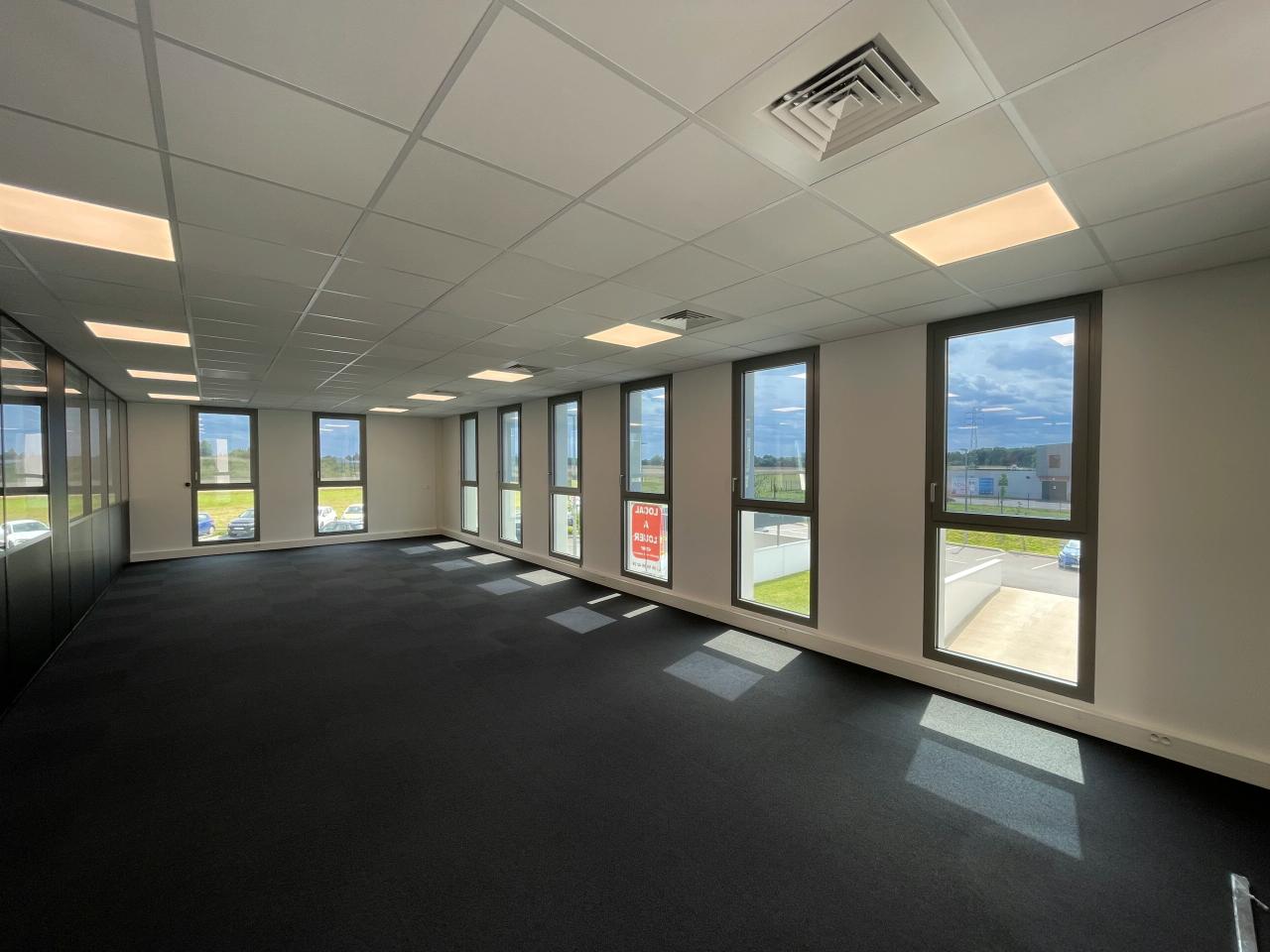 Bureau Saint-Martin-du-Vivier 429m² Location bureau Saint-Martin-du-Vivier Seine-Maritime OLBUR2533993 3